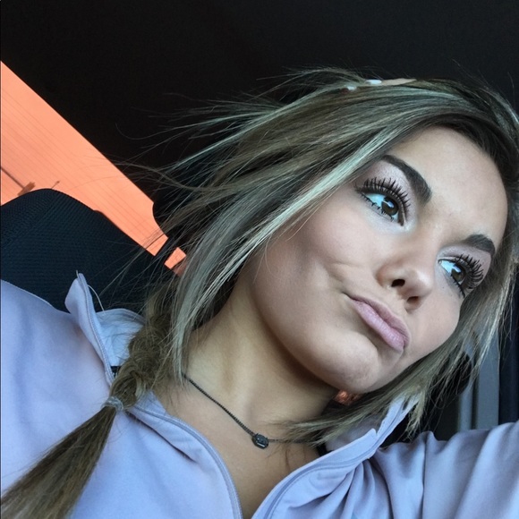 Meet your Posher, Nattalee - Picture 1 of 1